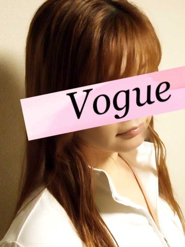 Vogue (ヴォーグ) 桃季