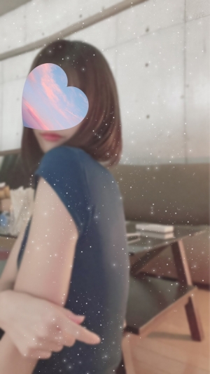 RE (アールイー) かな