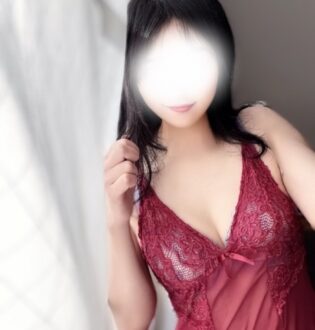 THREE (スリー) わかな