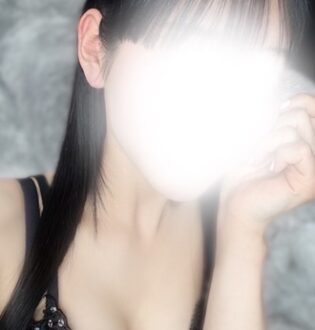 First (ファースト) あゆ