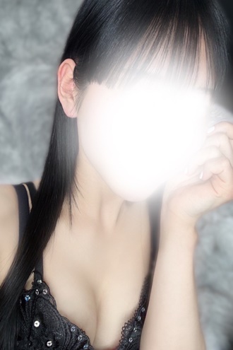 First (ファースト) あゆ