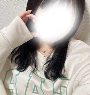 First (ファースト) もえ