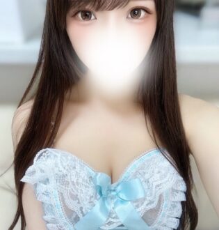 VENIRE (ヴェニーレ) るる