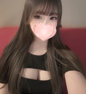 Eden (エデン) ふみか