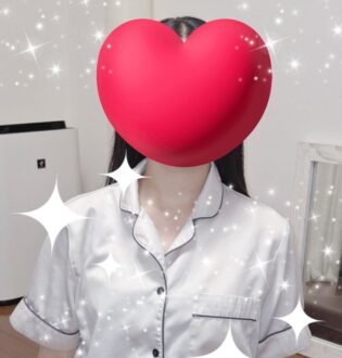 Salon de Rose (サロン・ド・ロゼ) 鳴海るな
