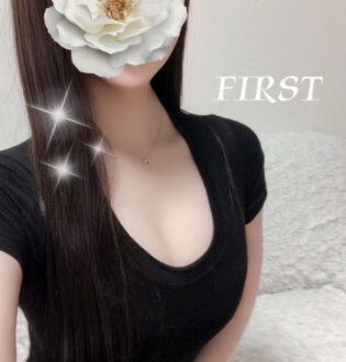 FIRST CLASS (ファーストクラス) ゆい