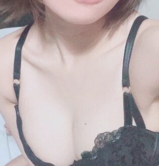 One chan (ワンチャン) 園田れい