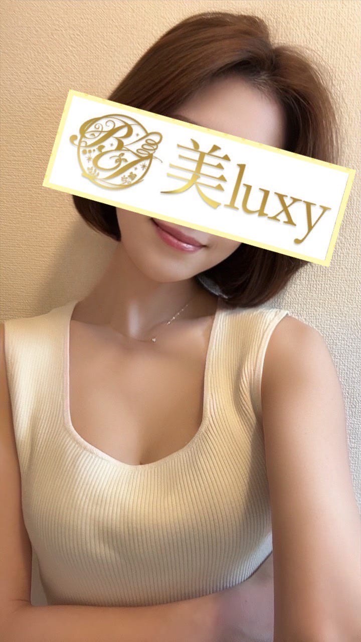 美luxy 香山りい