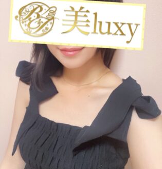 美luxy 佐々木はる