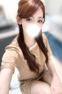 Mrs暁 (ミセスアカツキ) 小松ななこ