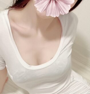 Nadeshiko (ナデシコ) 深田