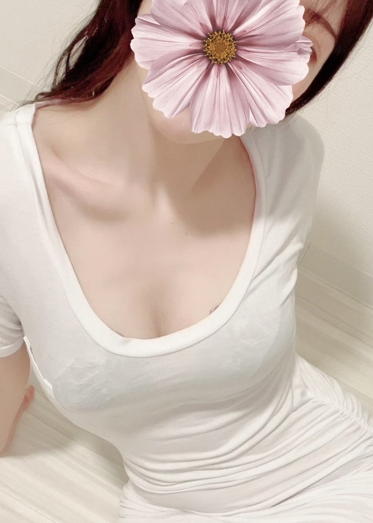 Nadeshiko (ナデシコ) 深田