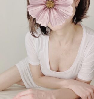 Nadeshiko (ナデシコ) 稲葉