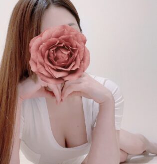 Nadeshiko (ナデシコ) 橘