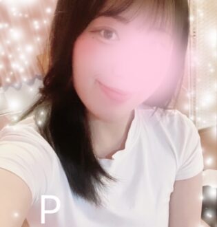 pure (ピュア) ゆな