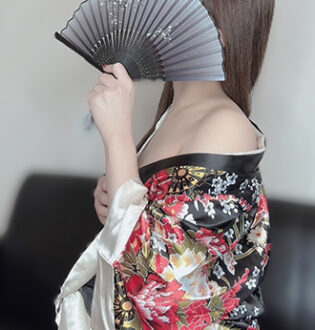 月詠 いくみ
