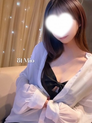 81 (エイティーワン) みお