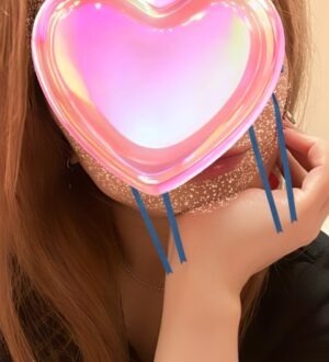 LUCE (ルーチェ) りさ