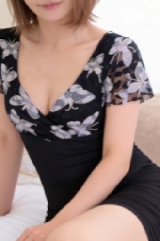 MADAME Papillon (マダムパピヨン) いろは