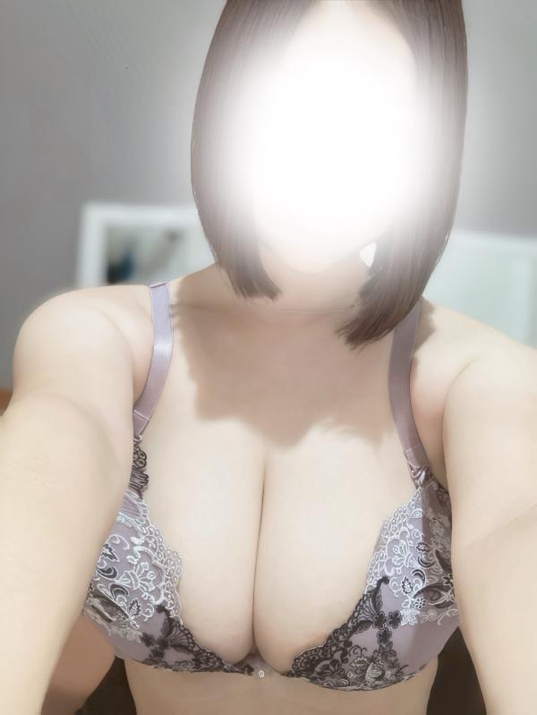 GOLD (ゴールド) みお